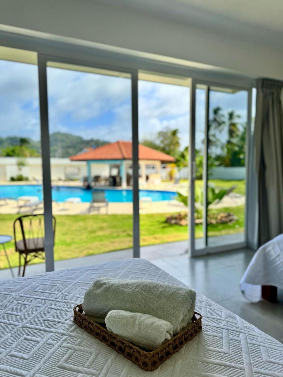 Hotel Candy Rose Colon Buitenkant foto
